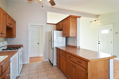 3907 Raven Ln, Rolling Meadows, IL 60008 - photo 6