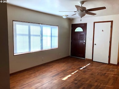 3215 Pheasant Blvd, Springfield, OR 97477 - photo 2