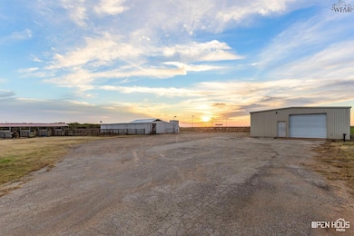 5639 Johnson Rd, Iowa Park, TX 76367 - photo 2