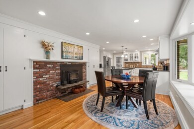 40 Ash St, Weston, MA 02493 - photo 4