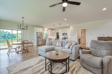 521 Hillview Knoll Ln, Greer, SC 29651 - photo 4