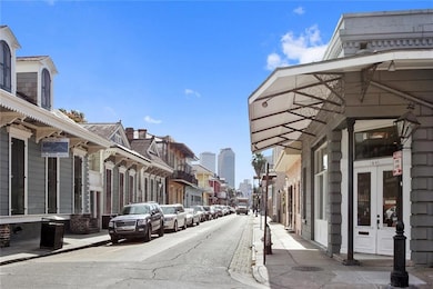 Bourbon Street side