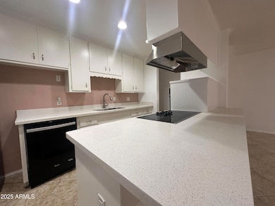 6842 N 36th Dr, Phoenix, AZ 85019 - photo 6