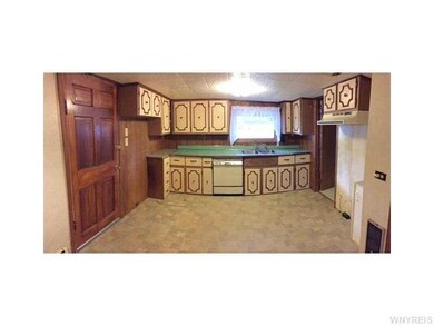 607 Witmer Rd, North Tonawanda, NY 14120 - photo 4