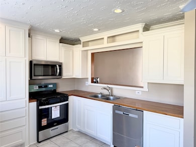 20042 Fort Stanton Dr, Katy, TX 77449 - photo 6