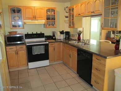 3740 Macgregor Dr, Jacksonville, FL 32210 - photo 3