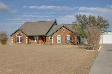 144 Churchill Cir, Weatherford, TX 76085 - photo 3