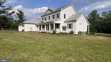 43358 Mountain View Dr, Chantilly, VA 20152 - photo 4