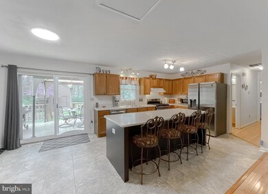 17826 Piney Point Rd, Tall Timbers, MD 20690 - photo 7