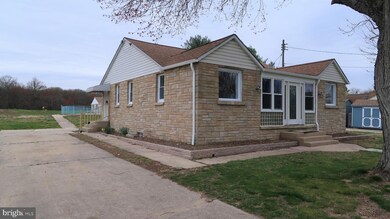 11123 Bird River Grove Rd, White Marsh, MD 21162 - photo 4