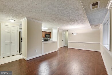 19513 Gunners Branch Rd, Germantown, MD 20876 - photo 6