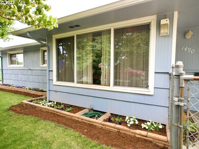 1490 Golden Ave, Eugene, OR 97404 - photo 3