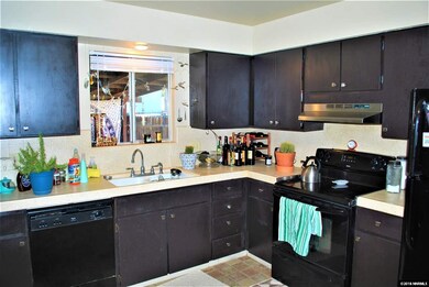 475 5th St, Sparks, NV 89431 - photo 3