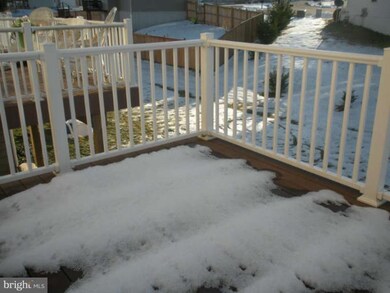 59 Babylonica Ct, Bunker Hill, WV 25413 - photo 5