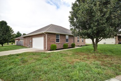 645 Parrish Ln Front 3