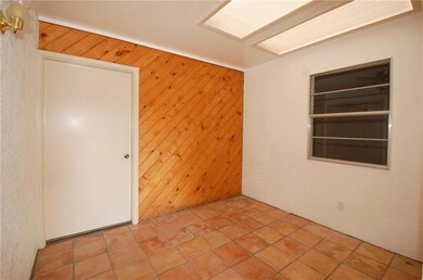 1548 Common Dr unit B, El Paso, TX 79936 - photo 4