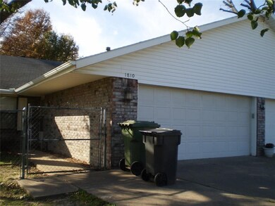 1810 S 15th St, Rogers, AR 72758 - photo 3