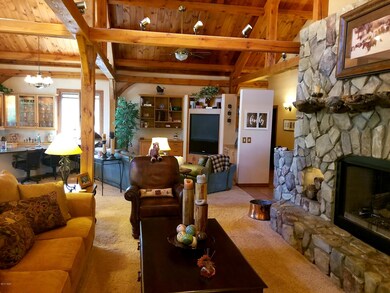 Great Room to Wet Bar