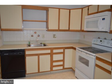 1704 Naomis Ct, North Wales, PA 19454 - photo 6