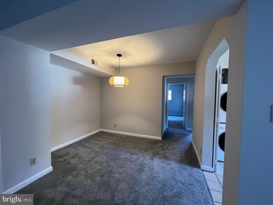 2704 Dartmouth Rd unit 4, Alexandria, VA 22314 - photo 5