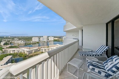1000 W Island Blvd unit 2911, Aventura, FL 33160 - photo 5