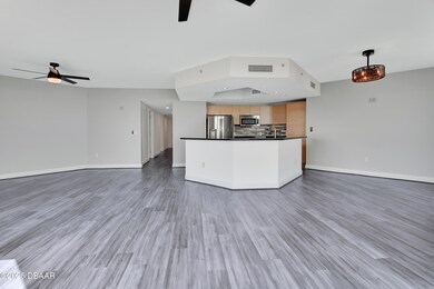 4-Living-Room-Area