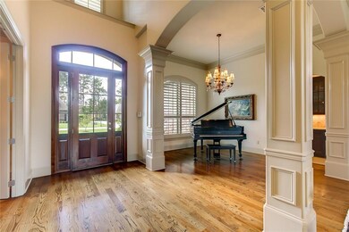 ENTRANCE FOYER