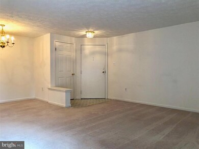 809 Stratford Way unit F, Frederick, MD 21701 - photo 2