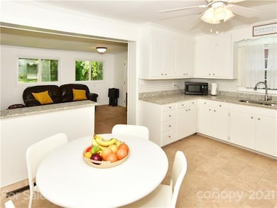 681 N Bost St, Statesville, NC 28677 - photo 6