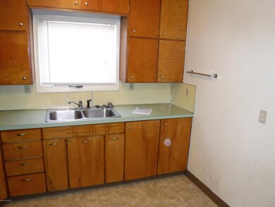 5324 Sharon St unit 4, Anchorage, AK 99508 - photo 7