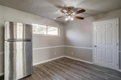 853 Jerry Ln, Bedford, TX 76022 - photo 7