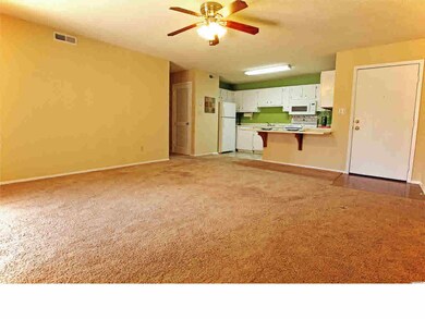 All appliances remain. No worries !!