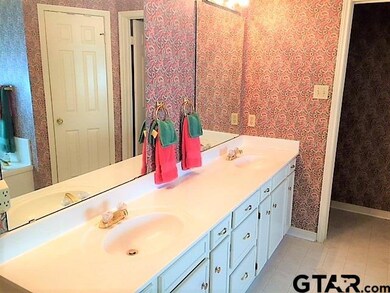 11654 County Road 2326, Tyler, TX 75707 - photo 7