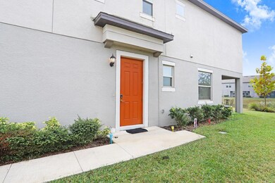31886 Blue Passing Loop, Wesley Chapel, FL 33545 - photo 3