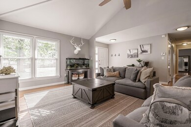 9309 Fairground Rd, Louisville, KY 40291 - photo 6