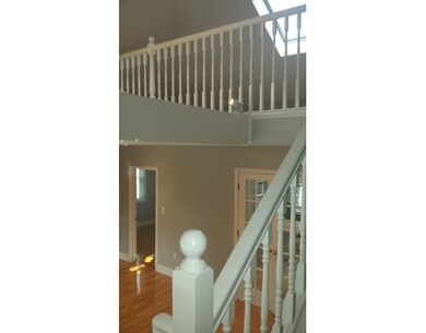 35 Hammond Pond Pkwy unit 4, Chestnut Hill, MA 02467 - photo 4