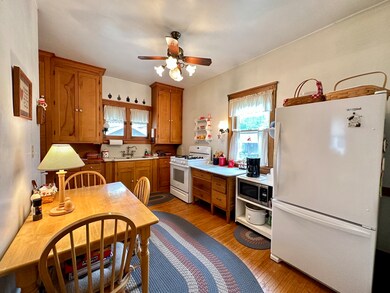 16 N Lancaster Ave, Aurora, IL 60506 - photo 5