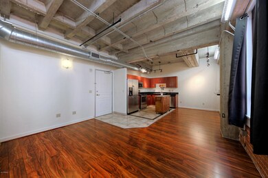 114WAdams307-008