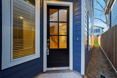 952 Judiway St, Houston, TX 77018 - photo 4