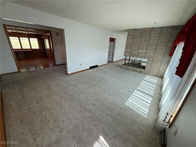 2902 Downeys Hill Dr NE, Dover, OH 44622 - photo 5