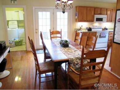 55 Greg Ct, Hendersonville, NC 28792 - photo 6