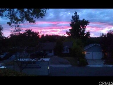 22130 Independencia St, Woodland Hills, CA 91364 - photo 2