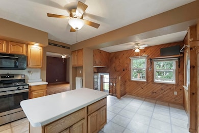 207 W 5th St, Sumner, IA 50674 - photo 5