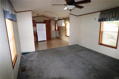 6171 Seanor Ct, Slatington, PA 18080 - photo 3