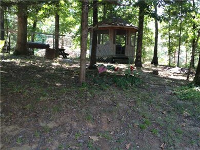 Very nice Gazebo thats great for family barbques a