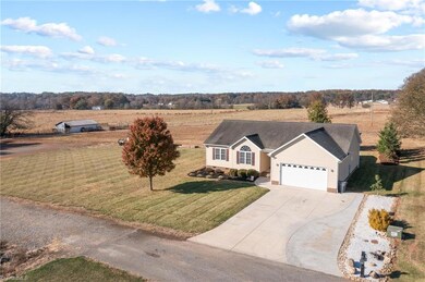 119 W Edinburgh Ct, Statesville, NC 28625 - photo 7