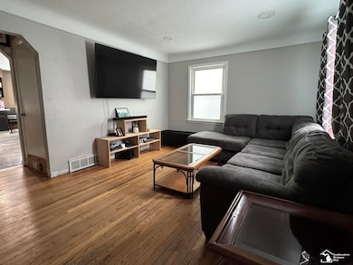 3838 16th St, Wyandotte, MI 48192 - photo 3