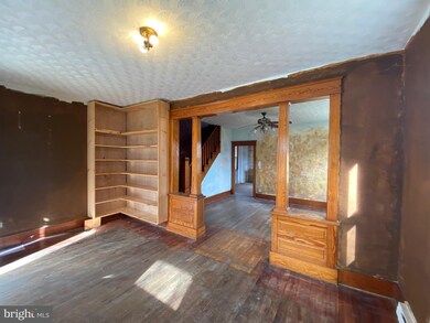 80 Coal St, Nanticoke, PA 18634 - photo 2