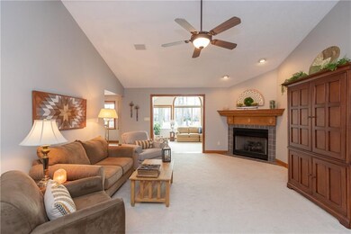 5293 Oakbrook Dr, Plainfield, IN 46168 - photo 3