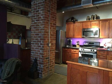 Kitchen Wide